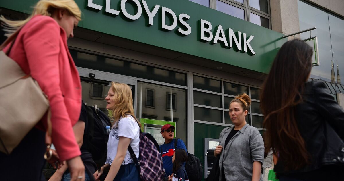 Lloyds Bank issues alert after surge in 'cruel' scam costing victims £5,291