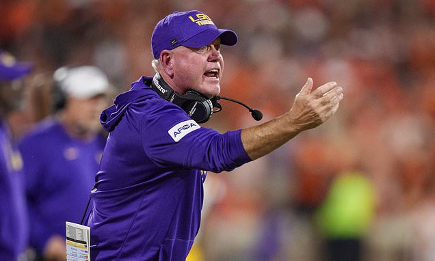 LSU coach Brian Kelly backtracks after exploding at reporter