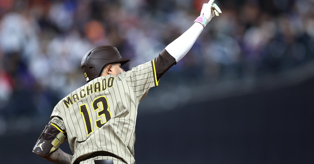 Machado's tiebreaking grand slam sends Padres to 7-4 win over Mets