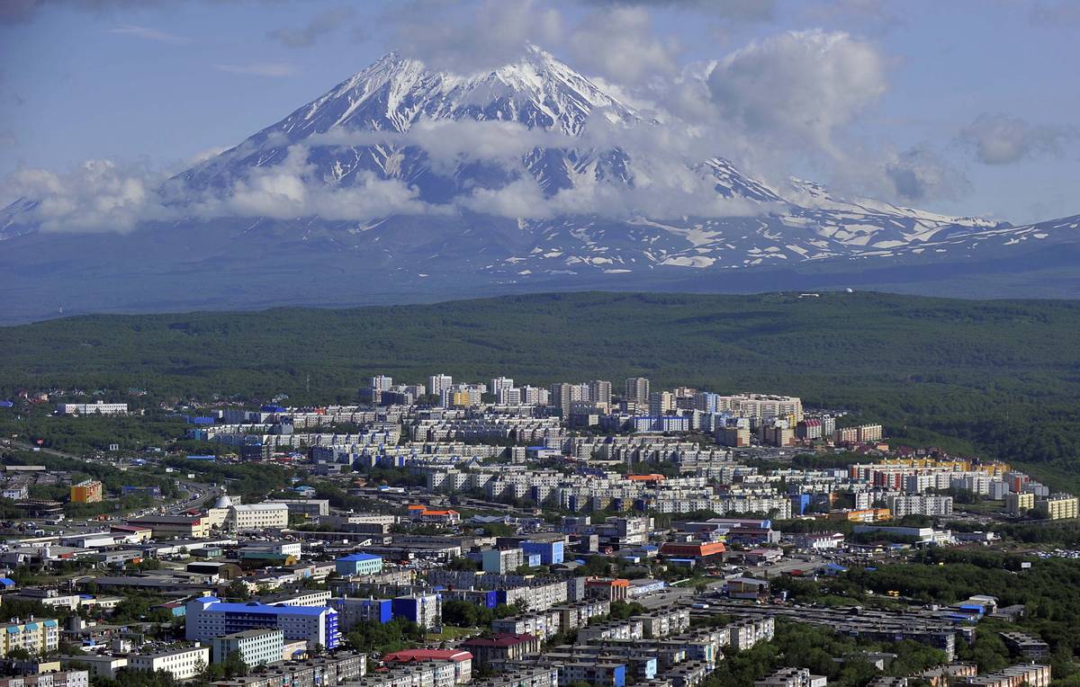 Magnitude 7.7 earthquake registered off Russia's Kamchatka