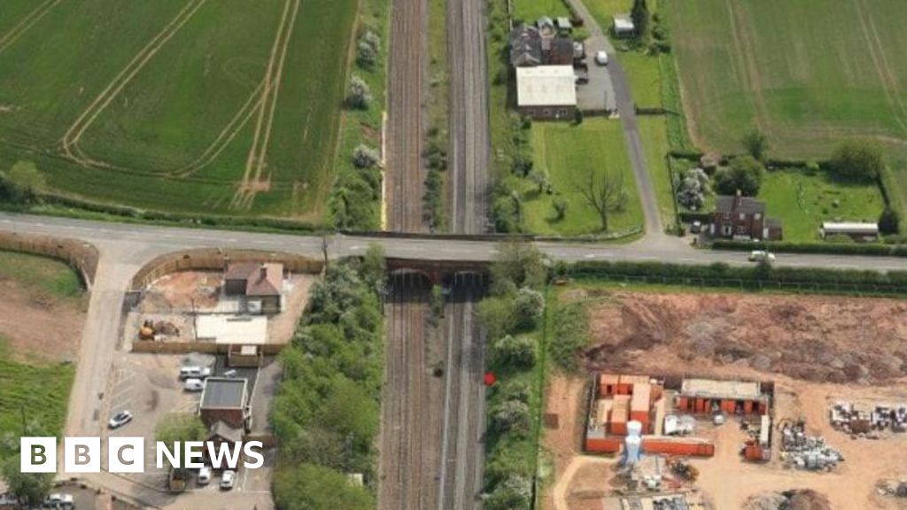 Main Sutton Bonington road to close for months as new bridge built