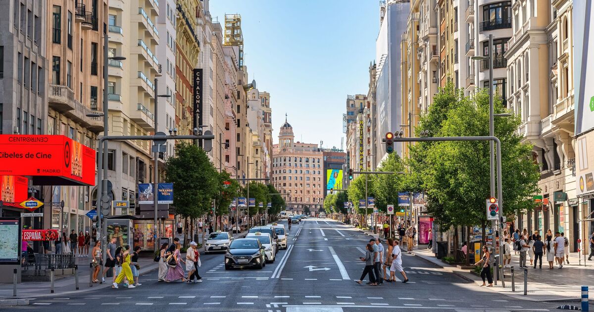 Major city on lockdown as man 'covered in blood' threatens explosion