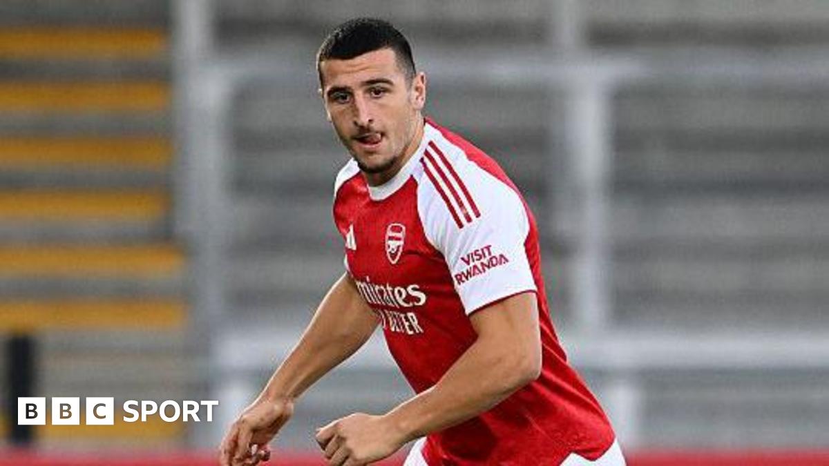 Maldini Kacurri: Arsenal defender joins Morecambe on loan