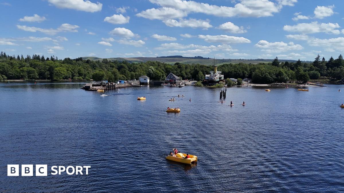 Martin takes Rangers squad swimming in Loch Lomond