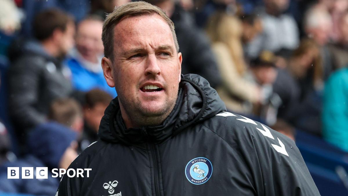 Mike Dodds: Wycombe Wanderers sack head coach after poor start to season