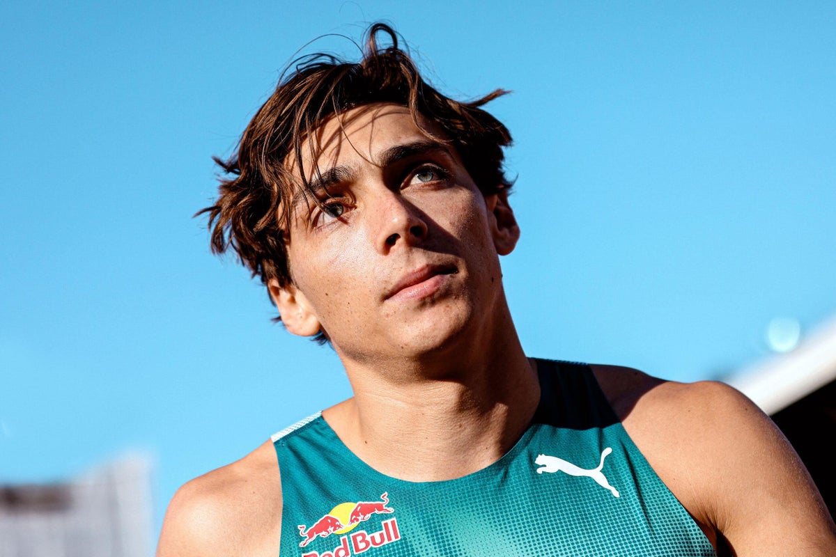 Mondo Duplantis exclusive: 14-time pole vault world-record holder analyzes his greatest jumps