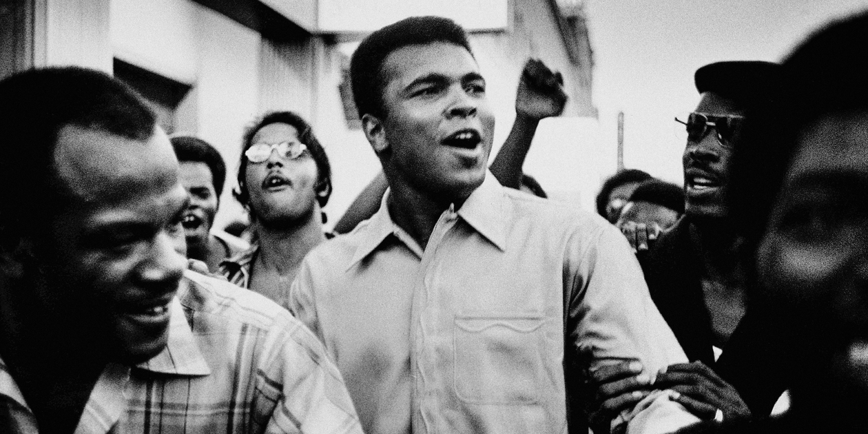 Muhammad Ali's Vietnam War draft card going auction; family wants it 'shared with the world'