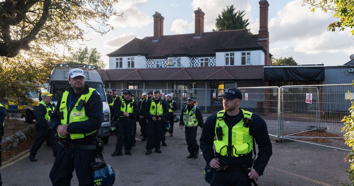 New date set for asylum seekers in Bell Hotel to learn their fate