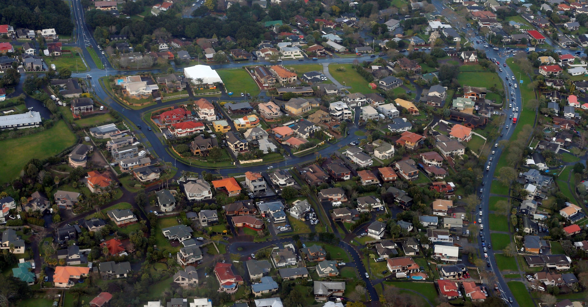 New Zealand home prices dip in August, buyers remain cautious