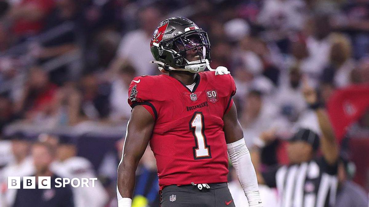 NFL: Rachaad White helps Tampa Bay to late win over Houston