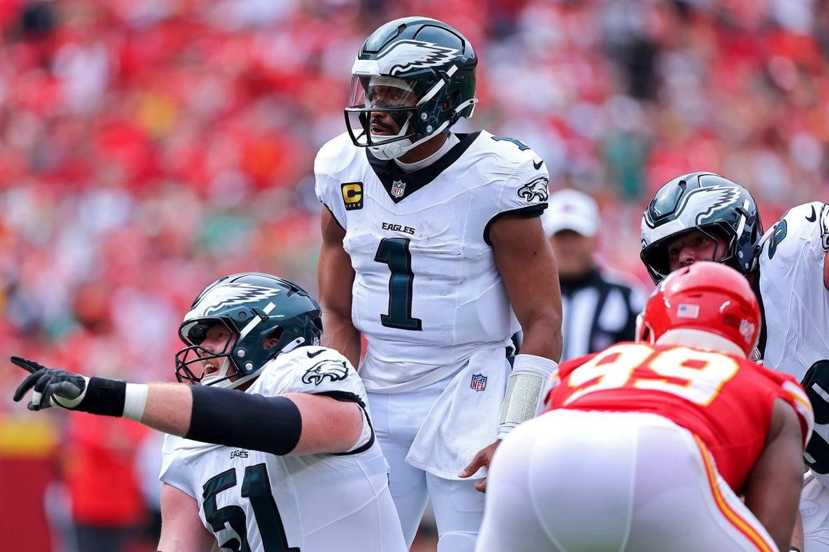 NFL tells refs to watch Eagles' tush push after missed false starts vs. Chiefs