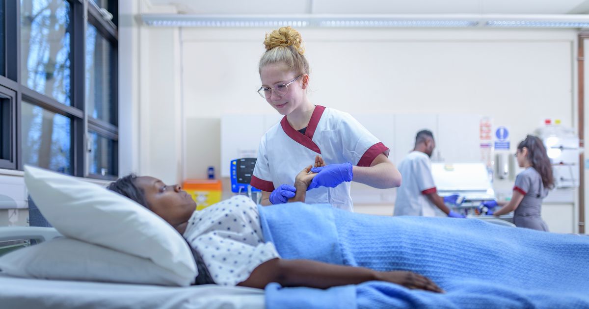 NHS issues alert to all UK parents over one crucial 'rule' - The Mirror