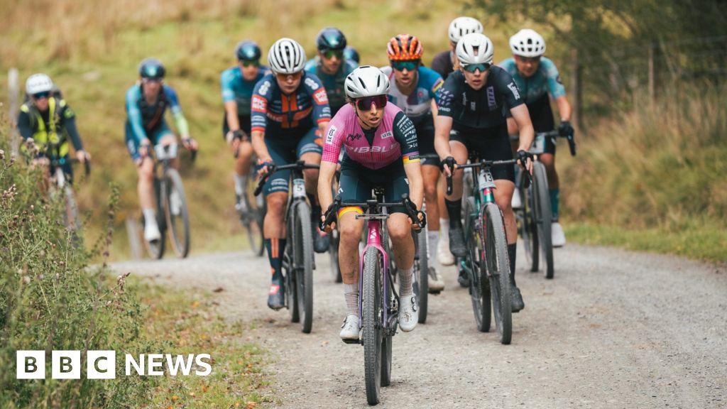 Norfolk cyclist Sophie Wright wins international gravel title