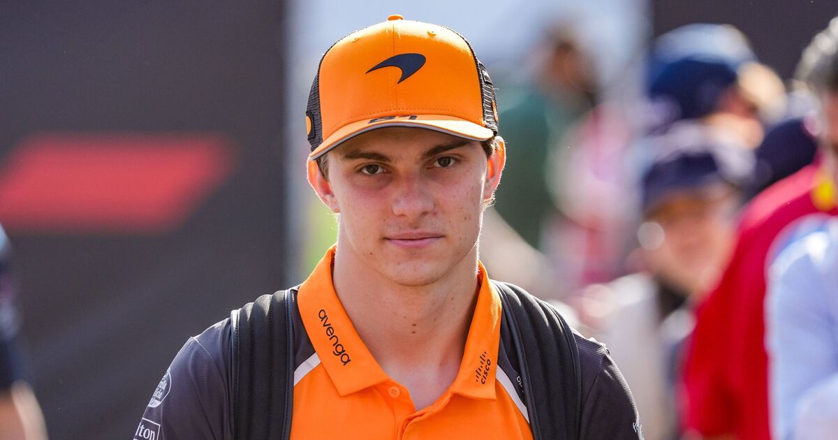 Oscar Piastri told to consider McLaren move that would cause 'heavy damage'