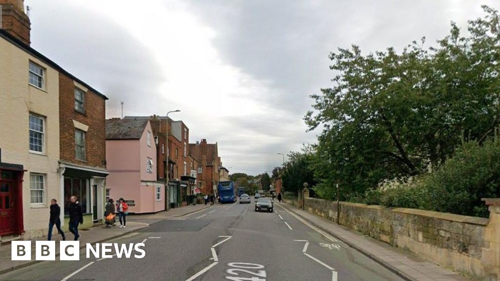 Oxford man charged with attempted murder after car hits two pedestrains