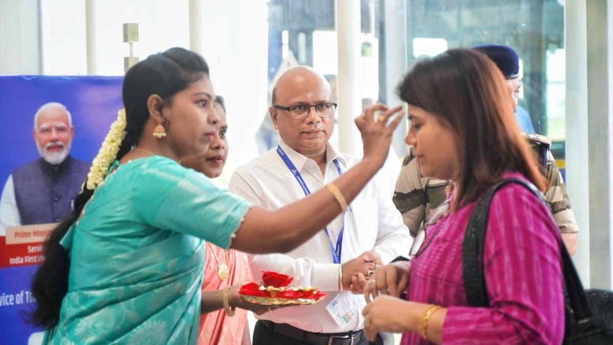 Passengers service day celebrated at Madurai Airport
