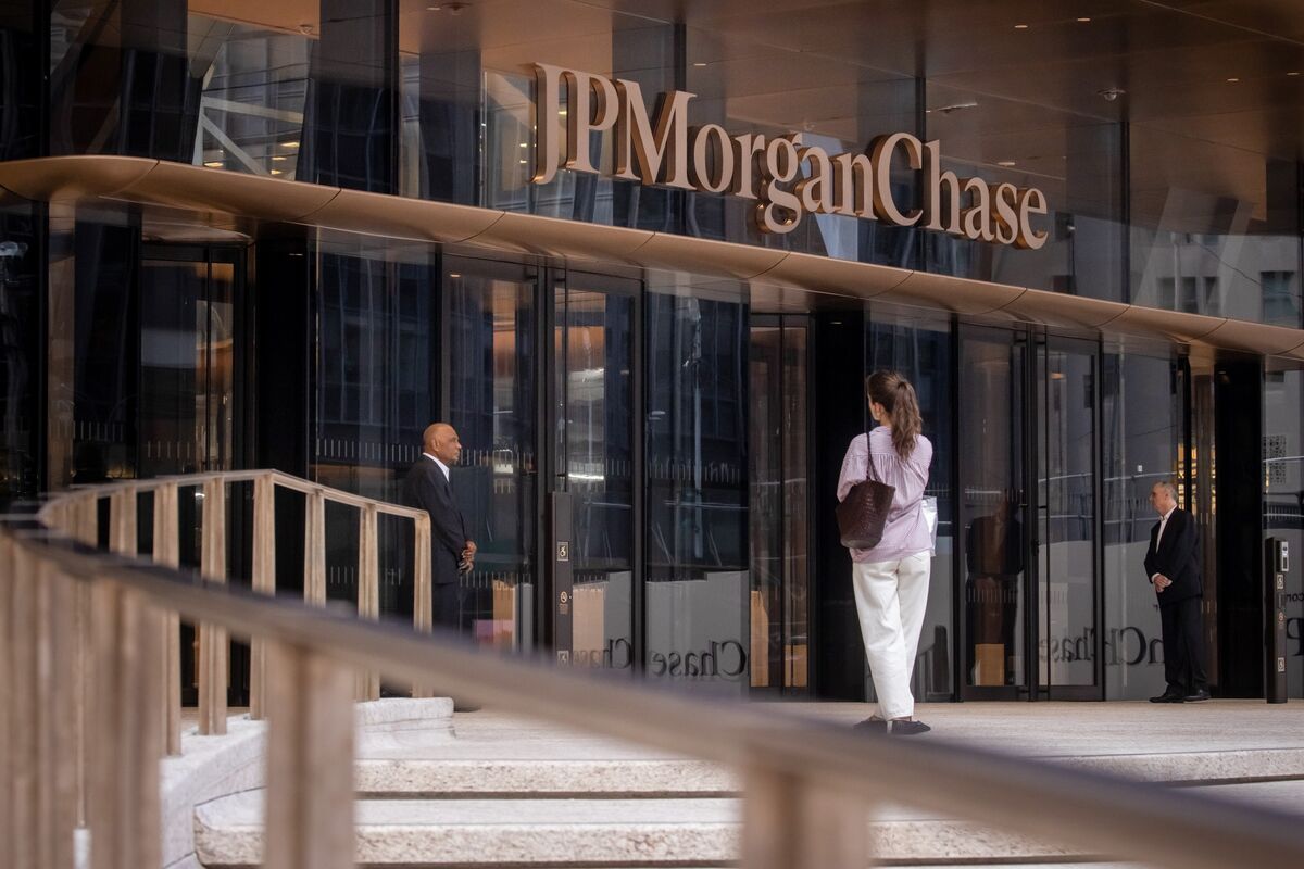 Plaid to Pay JPMorgan for Customer Data Amid 'Open Banking' Feud