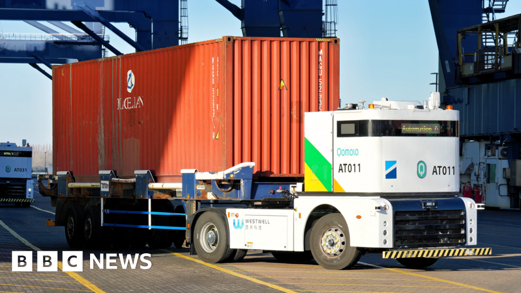 Port of Felixstowe to double its fleet of self-driving trucks