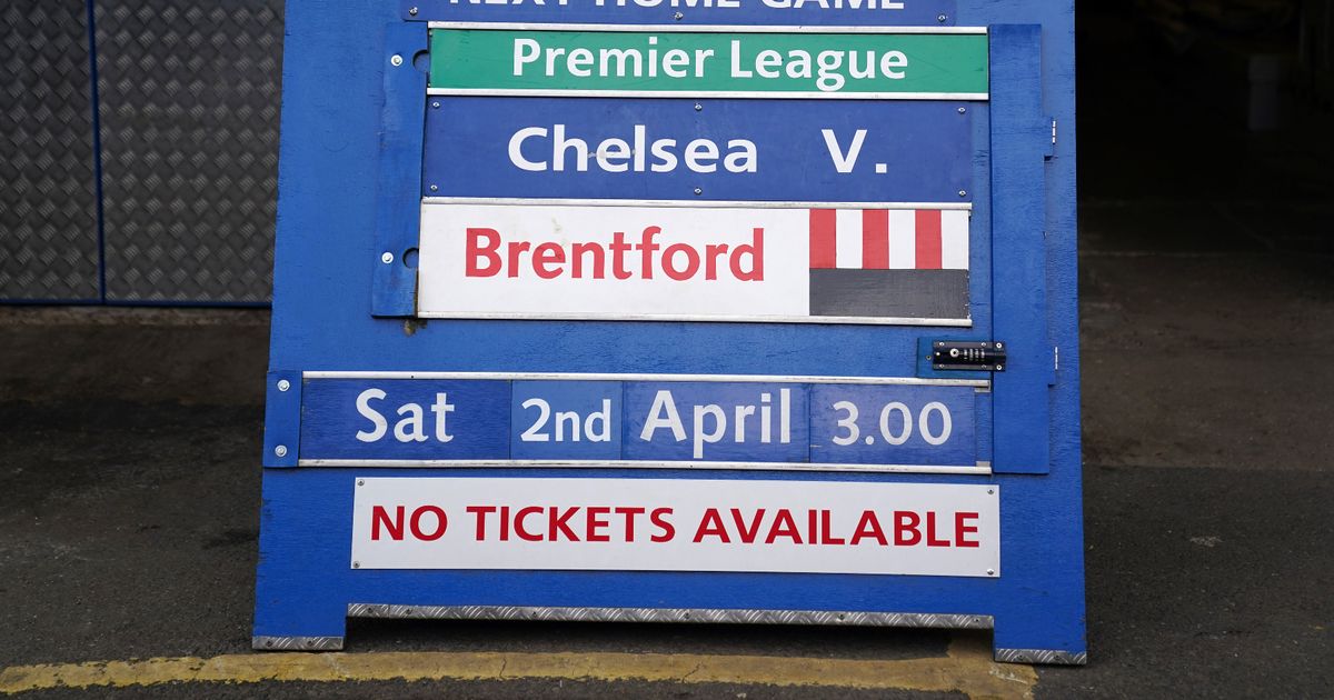 Premier League tickets sold by touts abroad on black market 'in their thousands' - The Mirror