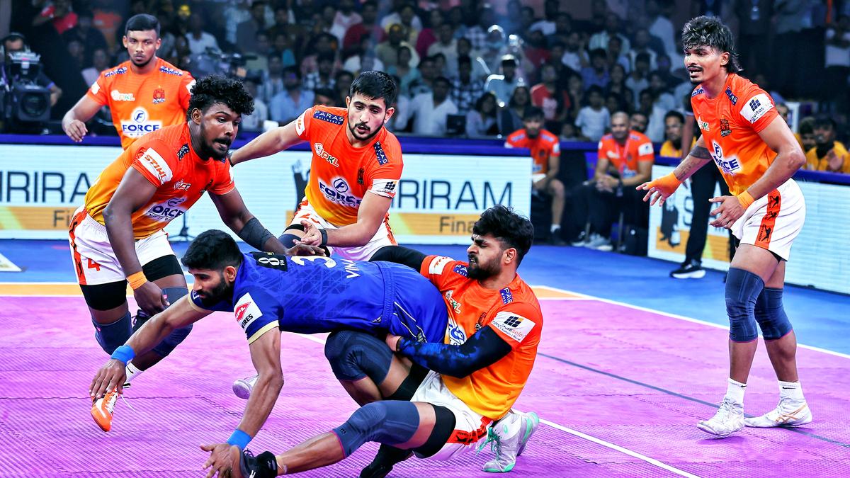 Pro Kabaddi League | Vinay shines as Haryana Steelers defeat table-toppers Puneri Paltan