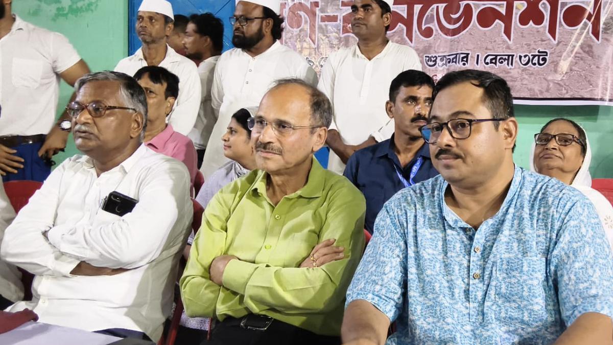 Public convention in Siuri protests against the Deocha Pachami mining project of the West Bengal government