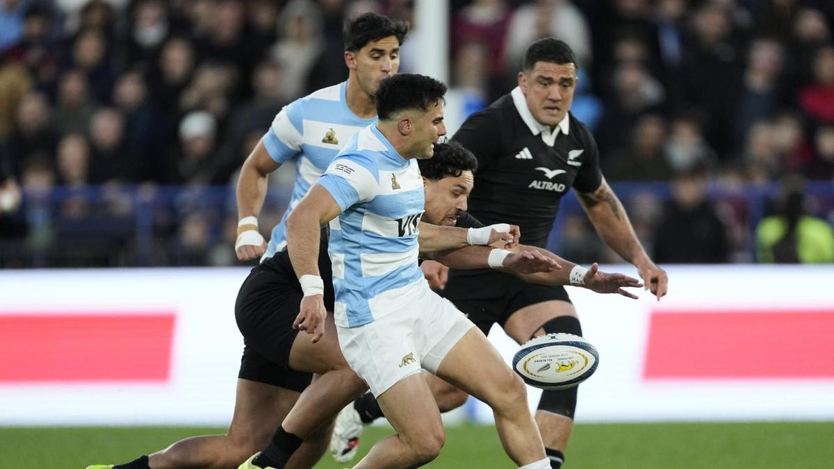 Pumas lose key man for Wallabies' Tests in Australia