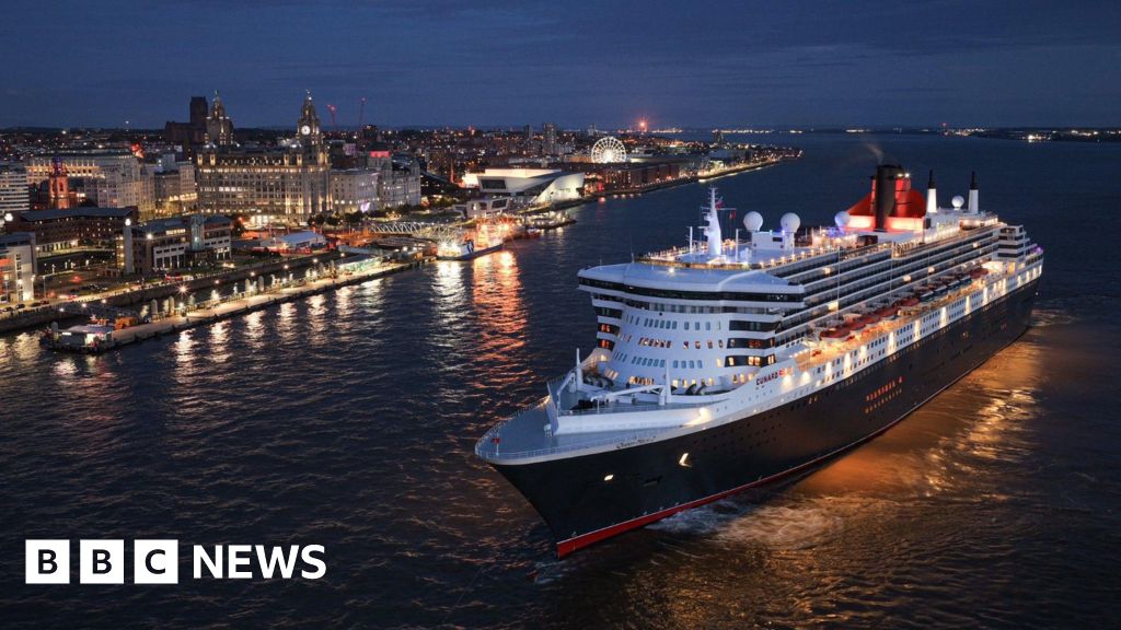 Queen Mary 2 ocean liner arrives in Liverpool