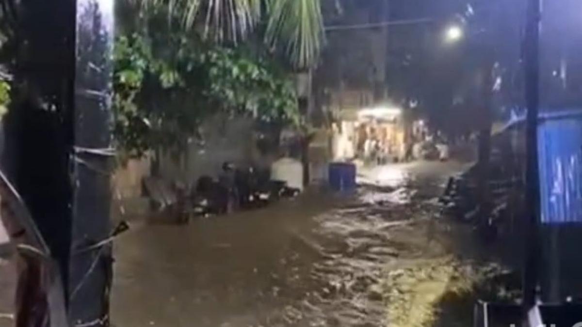 Rain fury claims four lives in Rayachoti of Annamayya district in Andhra Pradesh