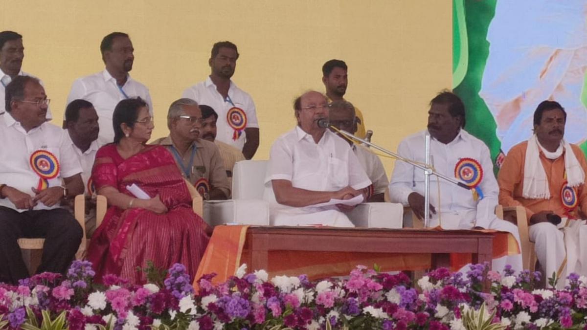 Ramadoss's daughter Gandhimathi participates in PMK meeting in Krishnagiri