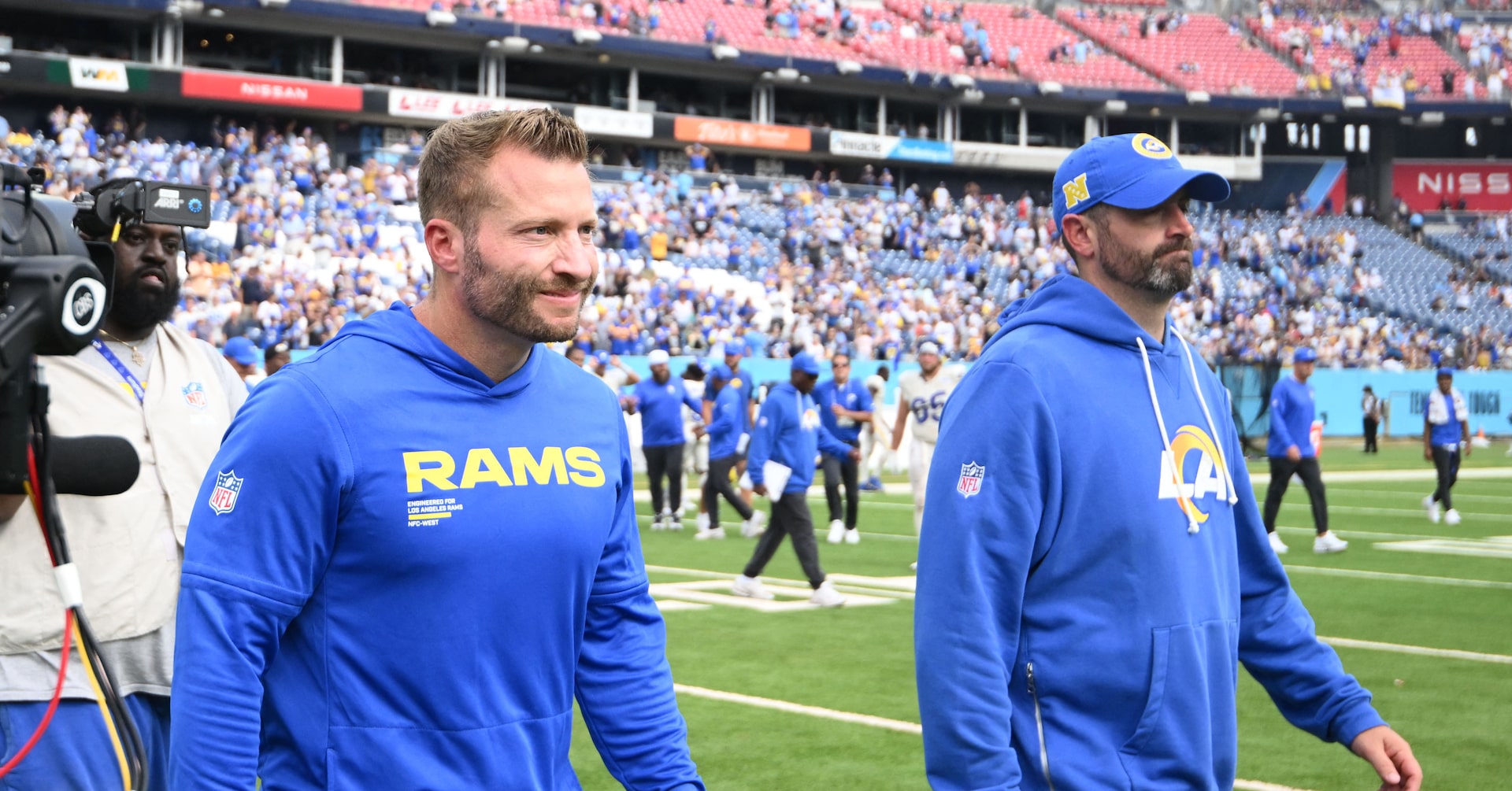Rams coach Sean McVay nursing serious foot injury