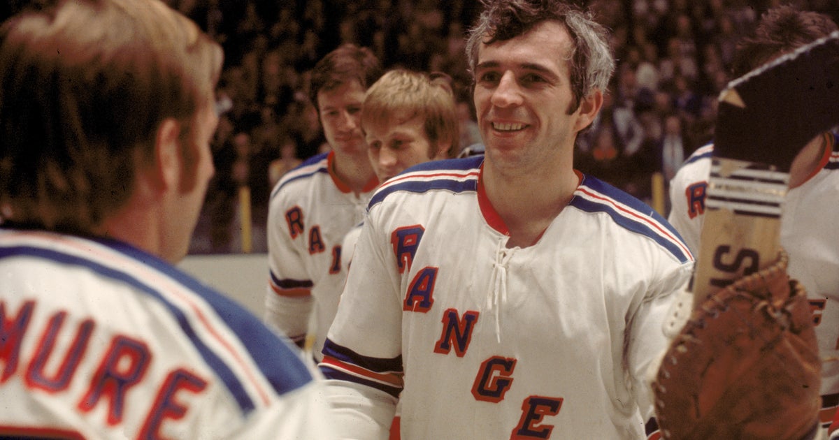 Rangers goaltender Ed Giacomin, a star during the 1960s and '70s, dead at 86
