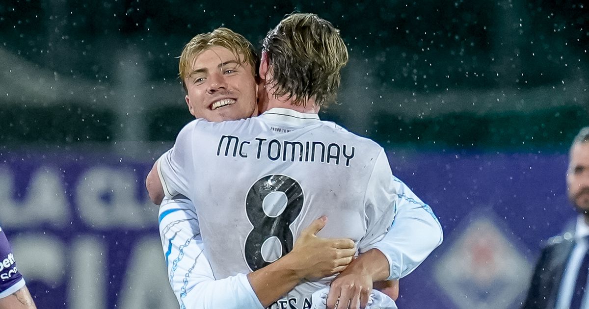 Rasmus Hojlund's reaction to Man Utd message speaks volumes after Scott McTominay reunion - The Mirror