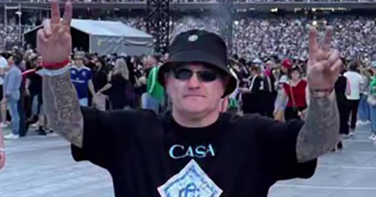 Ricky Hatton was singing at Oasis' Dublin gig just weeks before tragic death - The Mirror