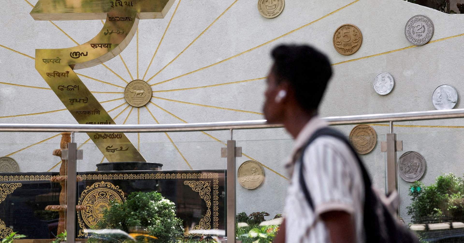 Rupee recovery to pick pace with Fed set to kick off rate cuts