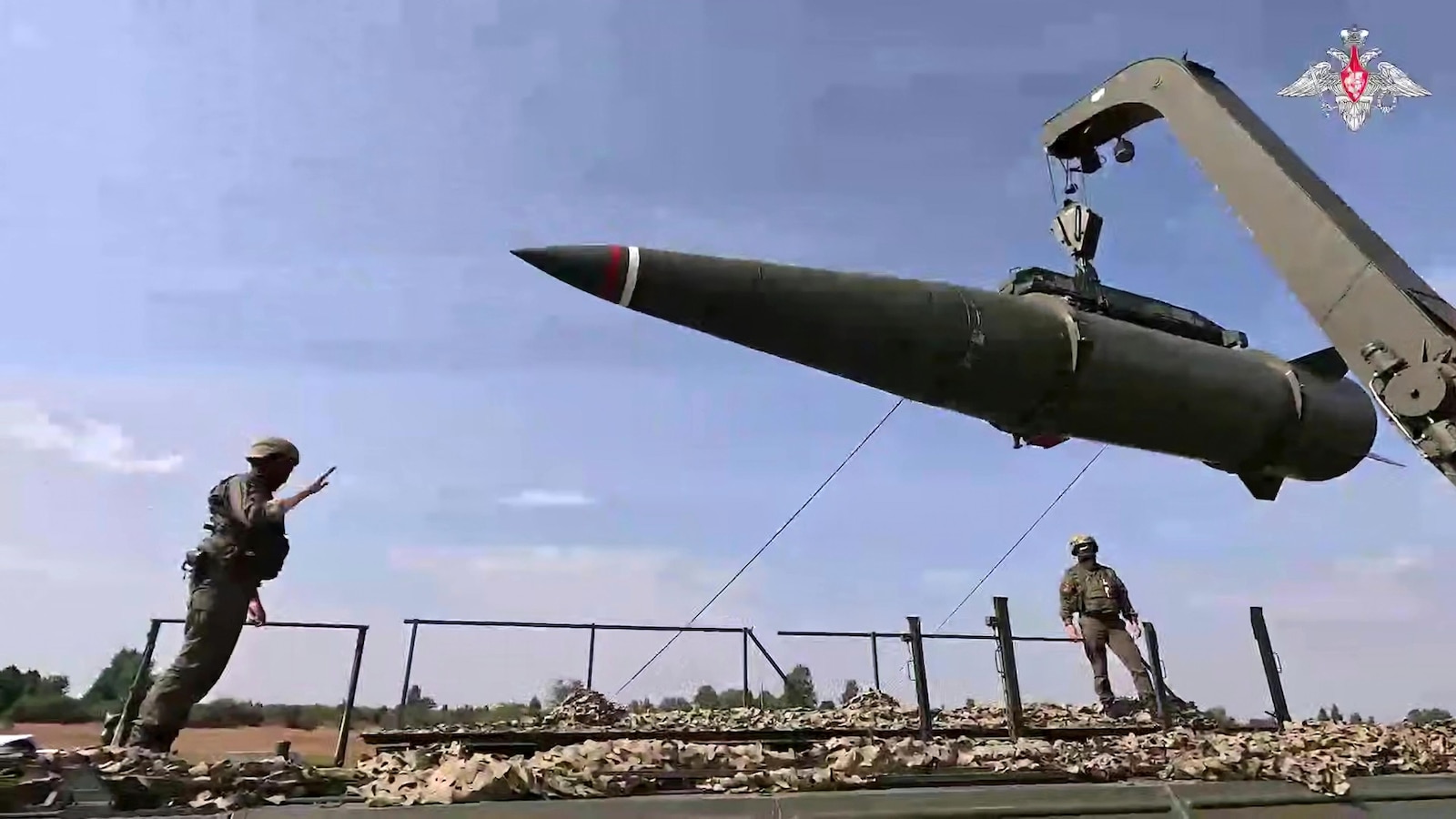 Russia shows off conventional and nuclear military might in drills  --  and raises tensions with NATO