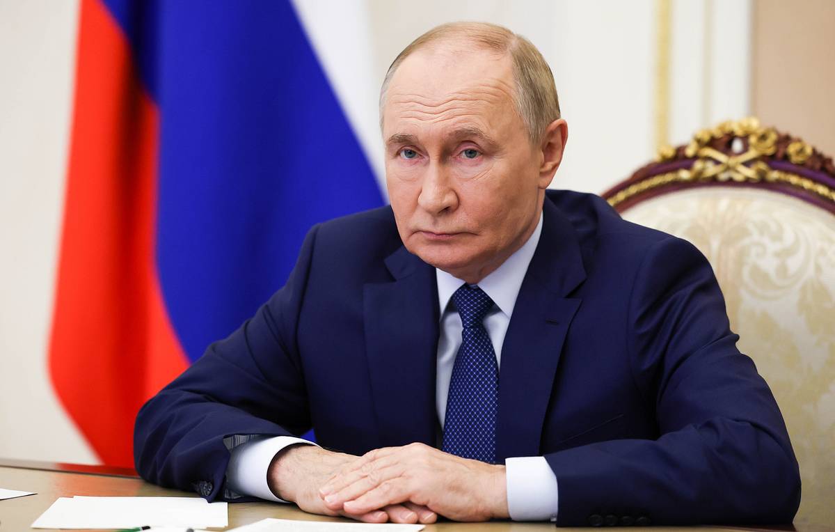 Russian economy should strive to outpace the dynamics of global one  --  Putin