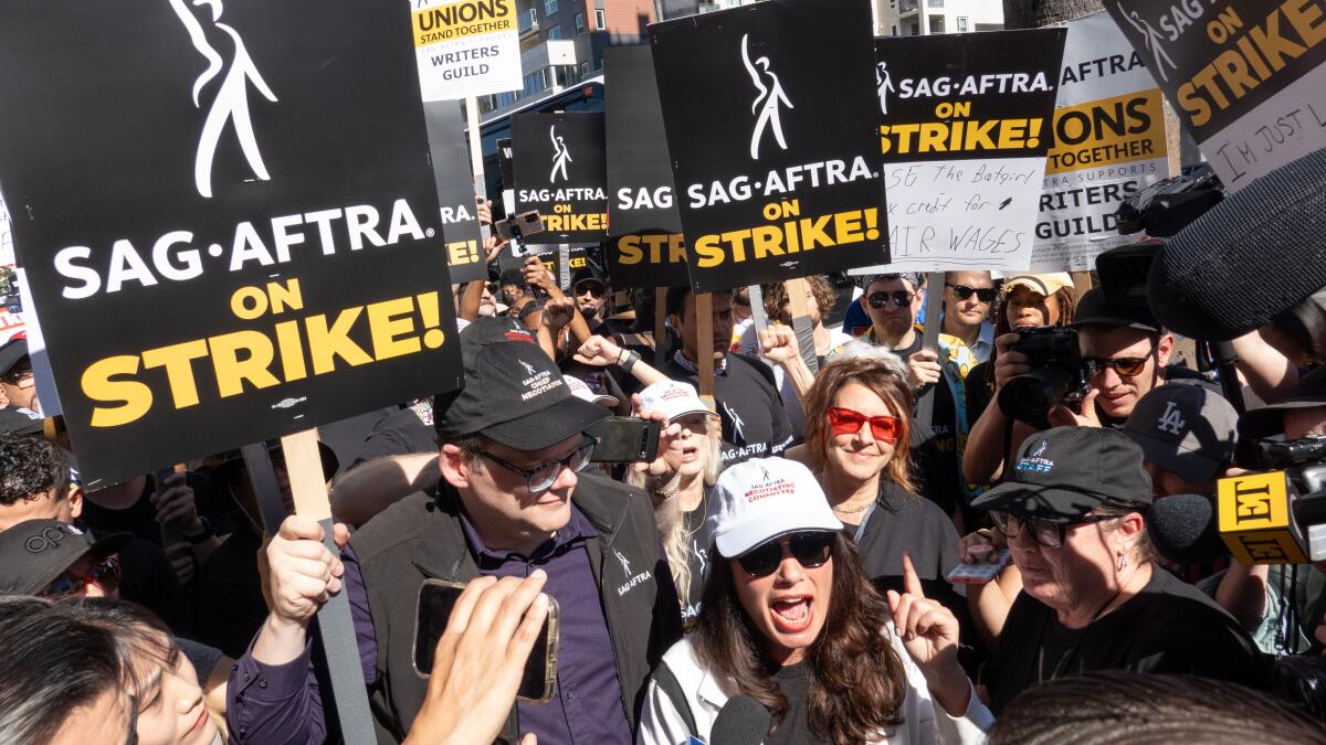 SAG-AFTRA sets up 'Robin Hood' fund for streaming cash two years after strike. What is it?