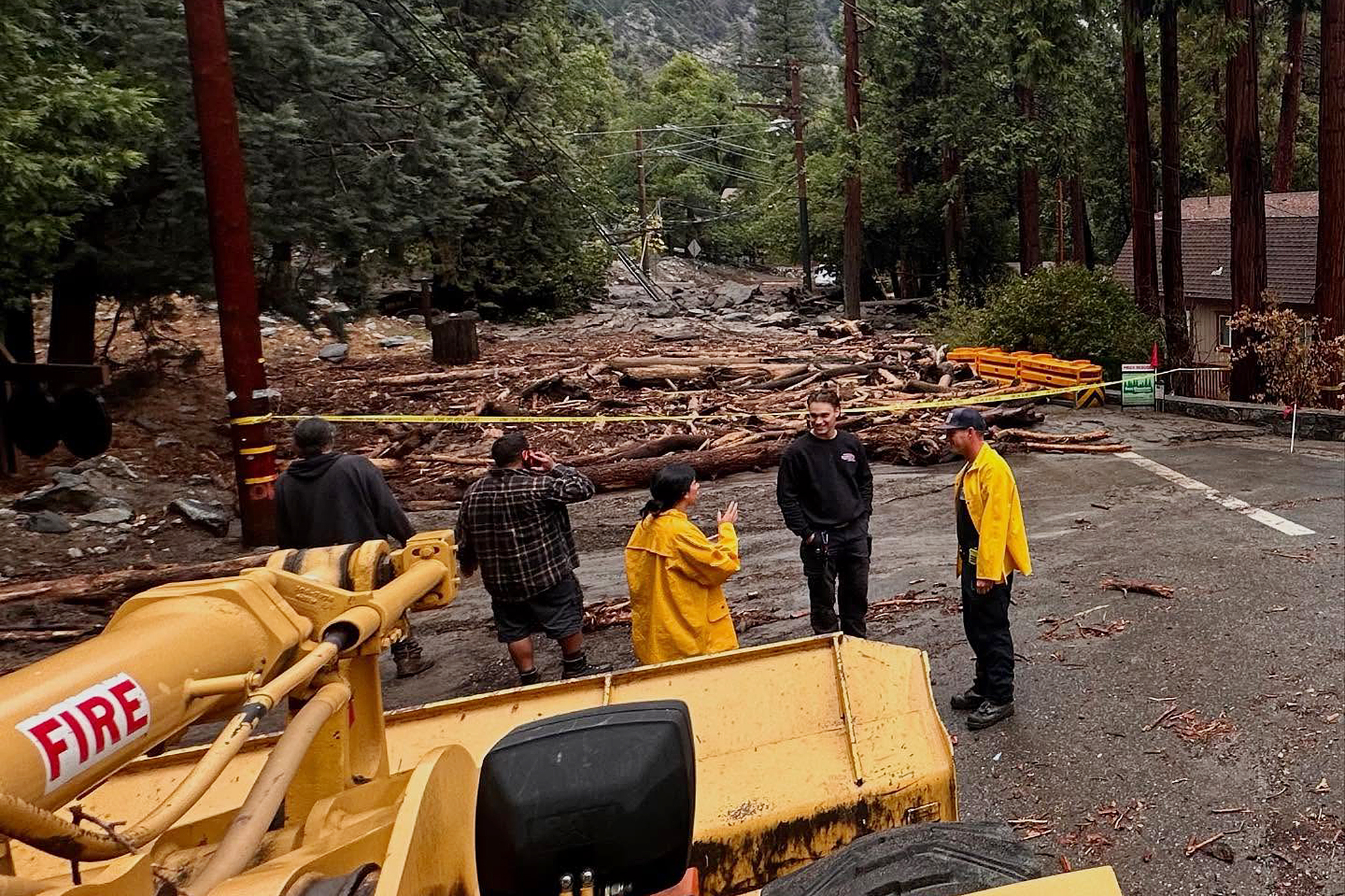 Search continues for toddler lost in cataclysmic California storm