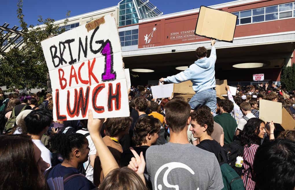 Seattle Public Schools students walk out in protest of abrupt schedule change