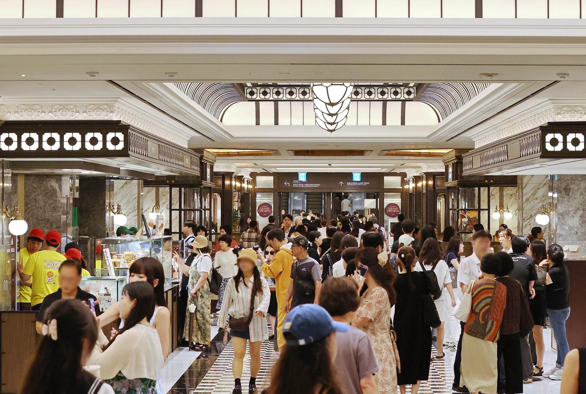 Shinsegae-Alibaba JV wins approval, launch set for Oct. - The Korea Times