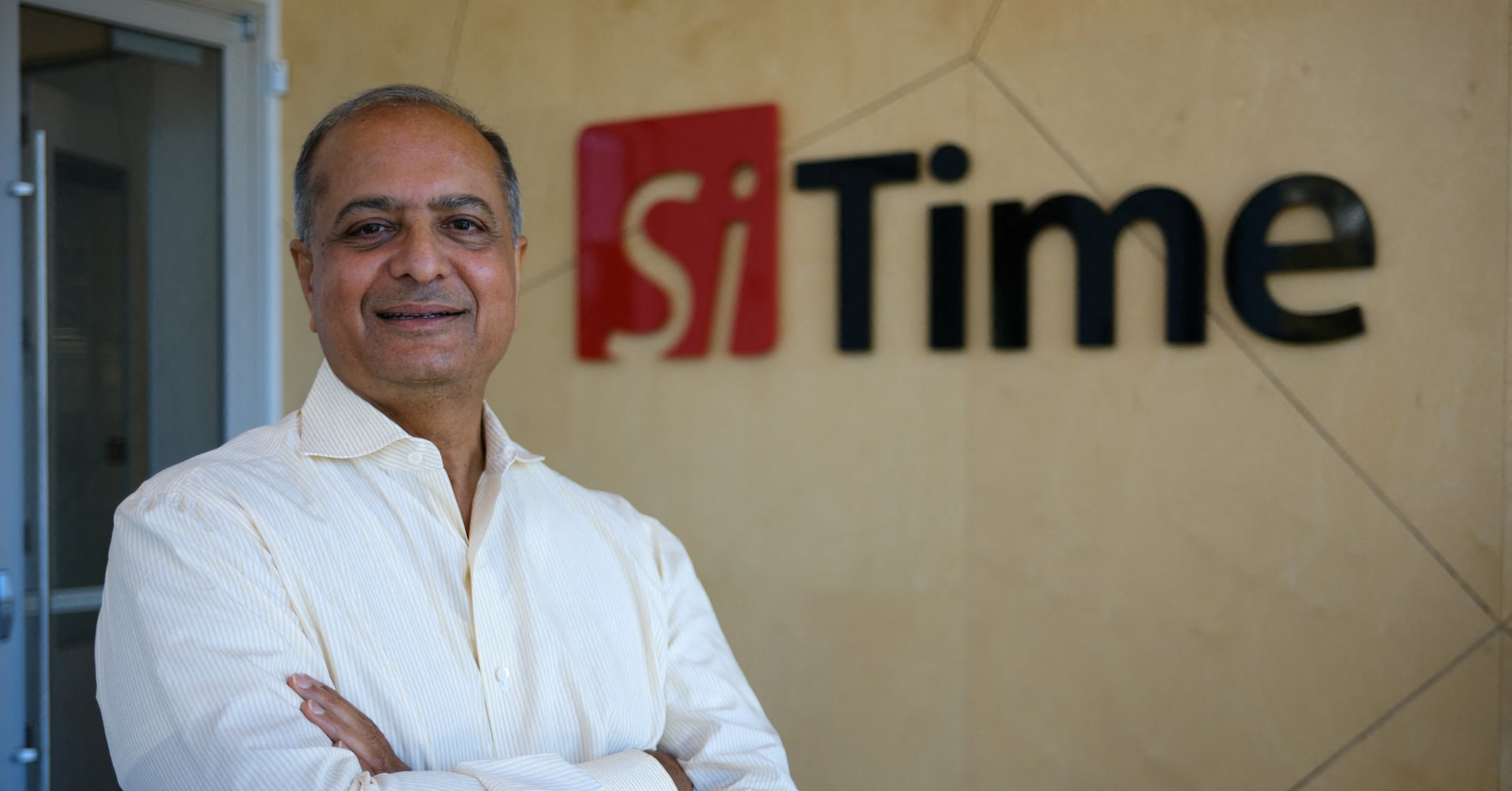 SiTime releases new chip aimed at wearable gadgets