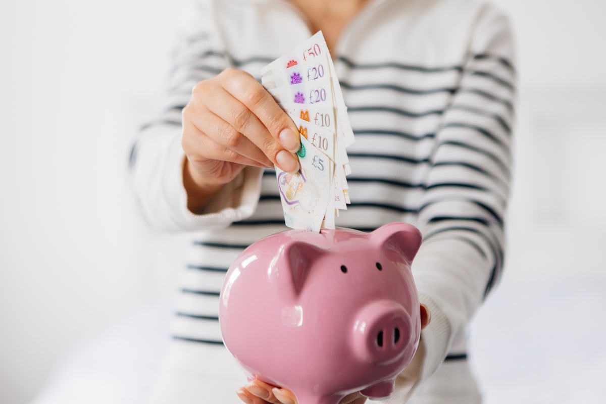 Six major banks will give you £200 cash to switch your current account