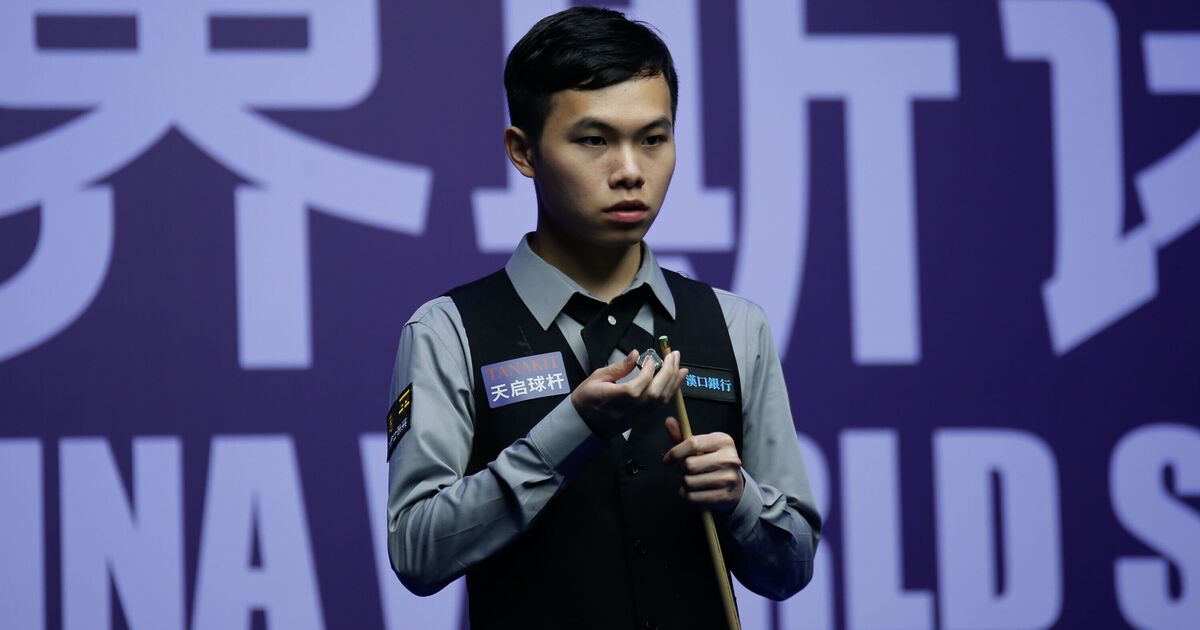Snooker star forfeits frame after breaking little-known rule in English Open
