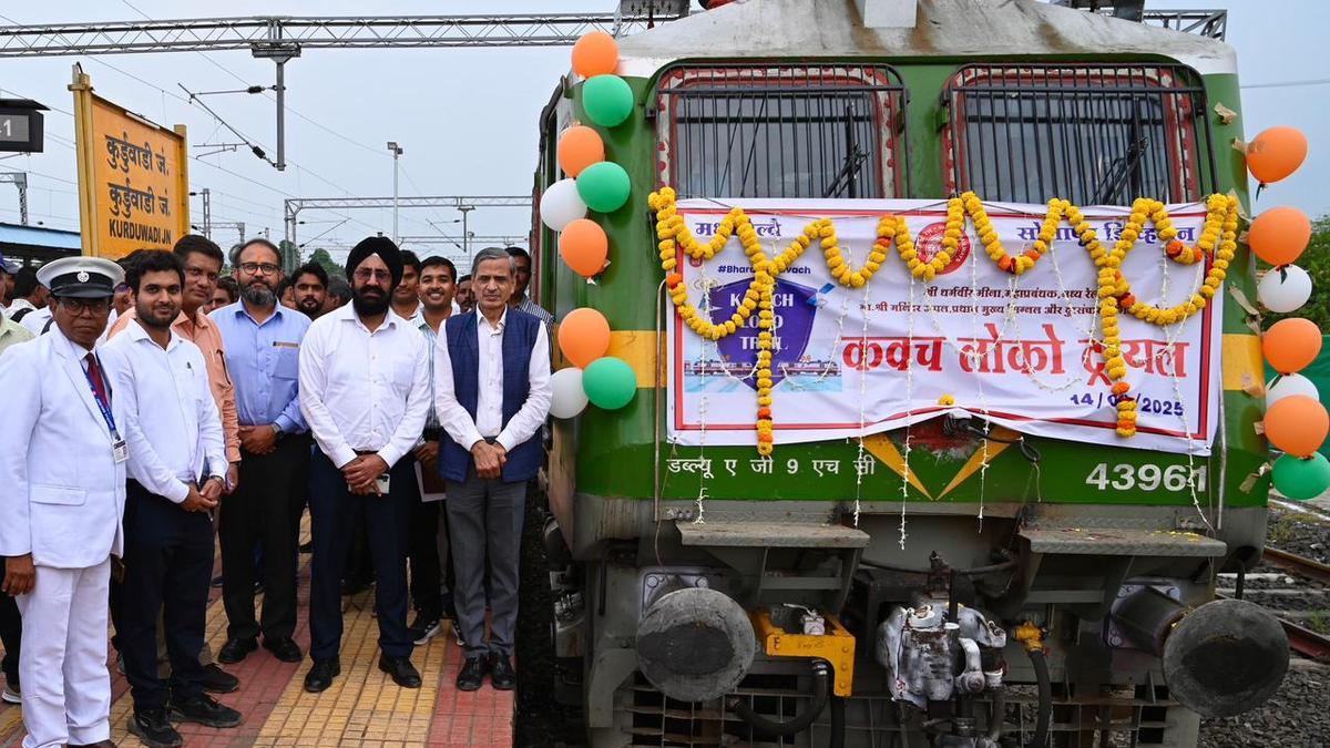 Solapur Division's first KAVACH trial run carried out between Dhavalas-Bhalwani