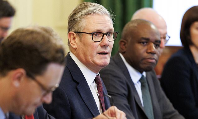 Starmer forced to abandon hope of a UK steel deal
