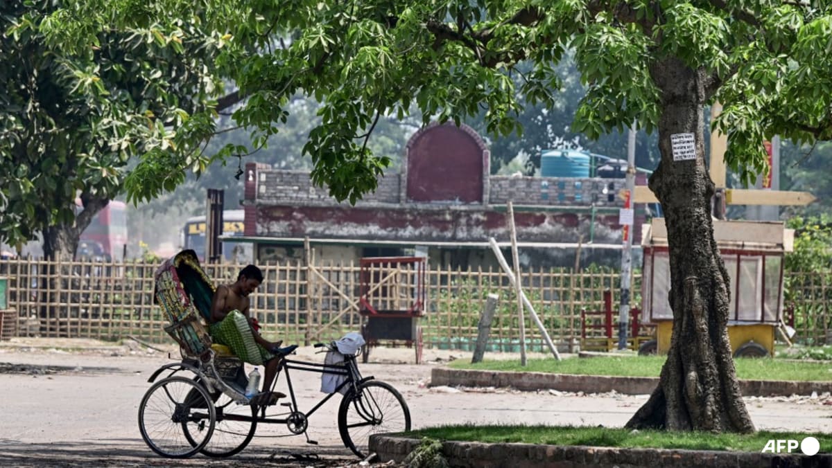 Surging temperatures hit Bangladesh health and economy