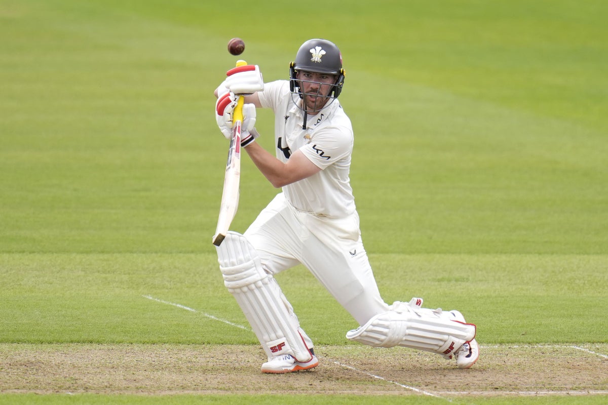 Surrey need 249 to win potential title-decider against Nottinghamshire