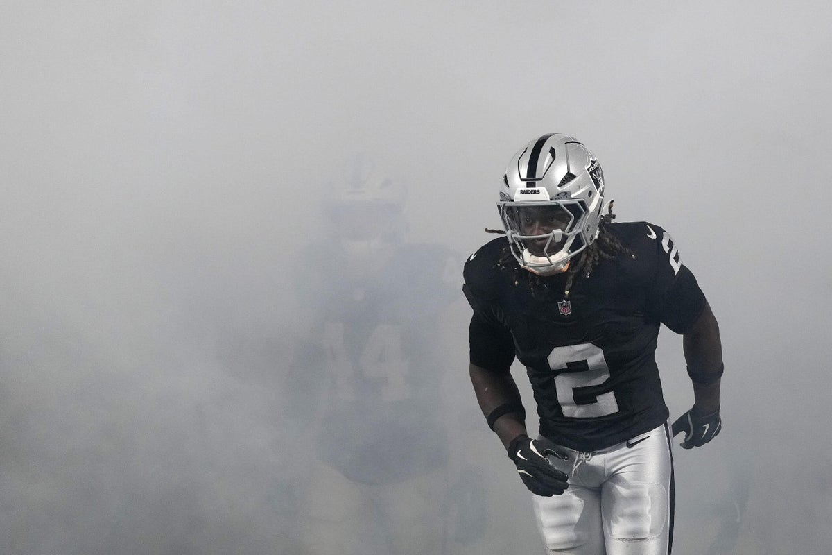 The Tom Brady-Pete Carroll Raiders home opener almost had it all