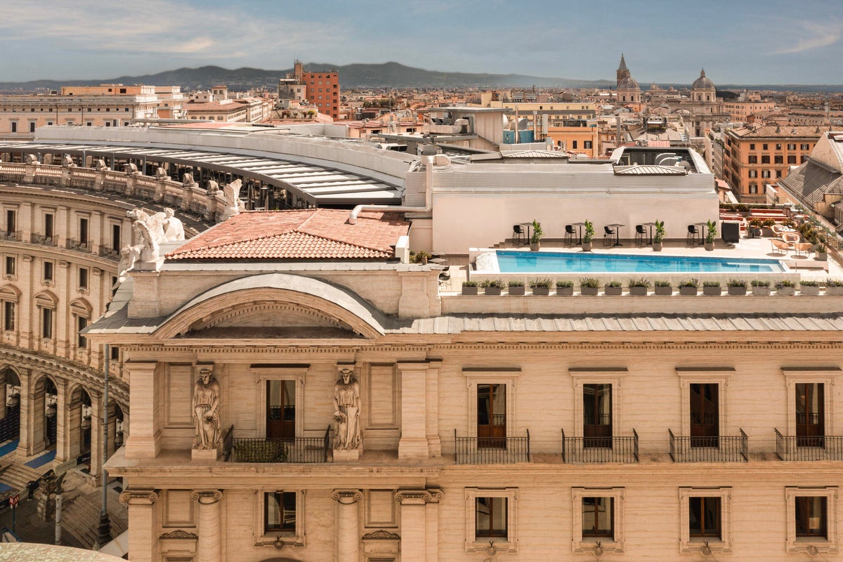 This incredible hotel in Rome contains the remains of an ancient Roman bathhouse