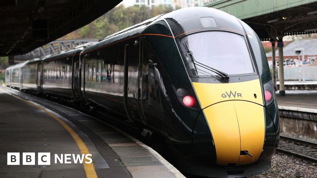 Trains between Reading and London Paddington cancelled
